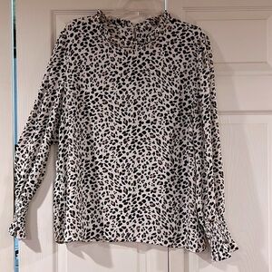 Women’s Long Sleeve Leopard Print Blouse 🍀